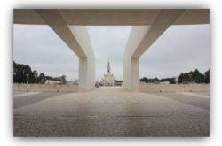 Sanctuary of Our Lady of Fatima, Portugal: What to see in one day. And why should you stay longer.